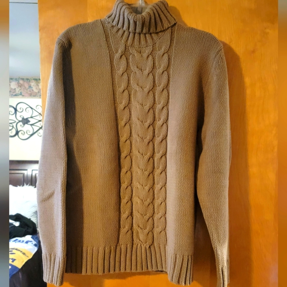 EXPRESS, Size Medium, Tan